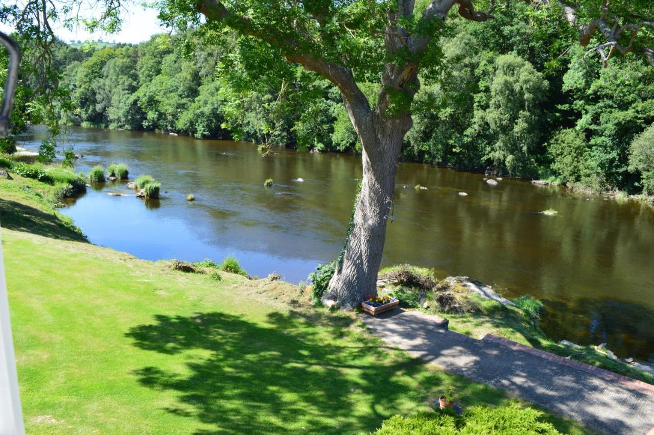 Pwll-Y-Faedda Bed & Breakfast ビルス・ウェールズ エクステリア 写真