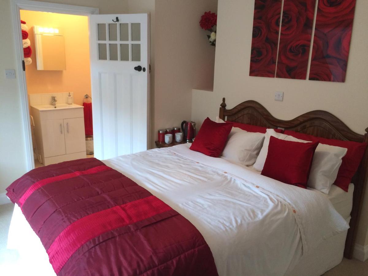 Pwll-Y-Faedda Bed & Breakfast ビルス・ウェールズ エクステリア 写真