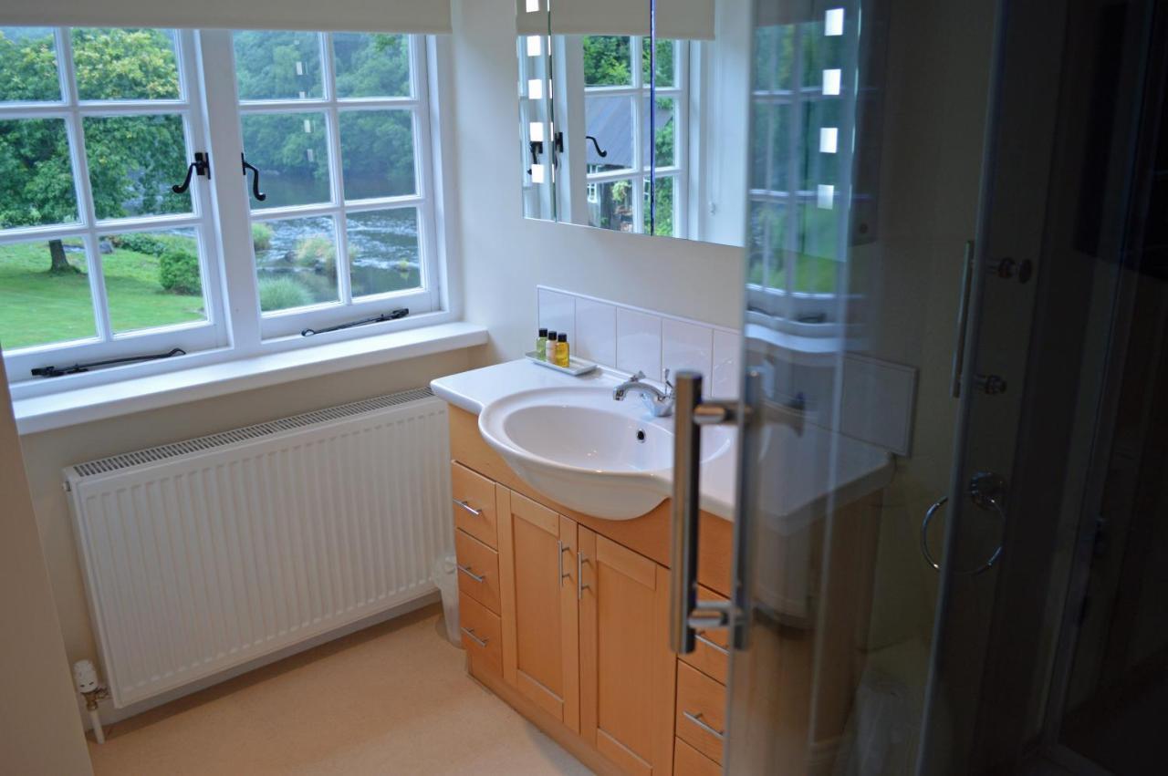 Pwll-Y-Faedda Bed & Breakfast ビルス・ウェールズ エクステリア 写真